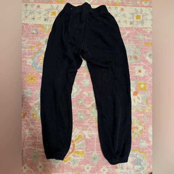 Nike Sweatpants - Picture 2 of 4